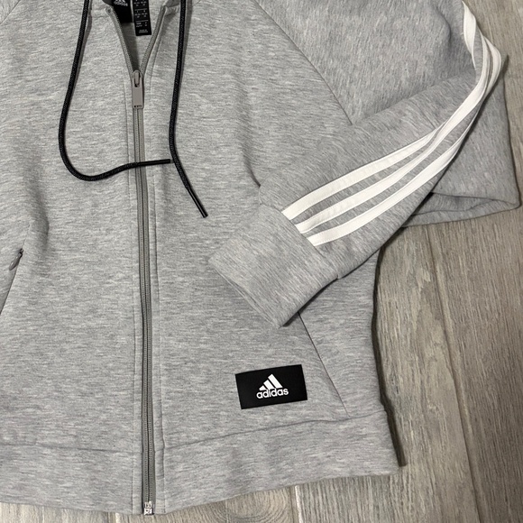 adidas Jackets & Blazers - LIKE NEW! Women's Adidas Gray Knit Hoodie - XS